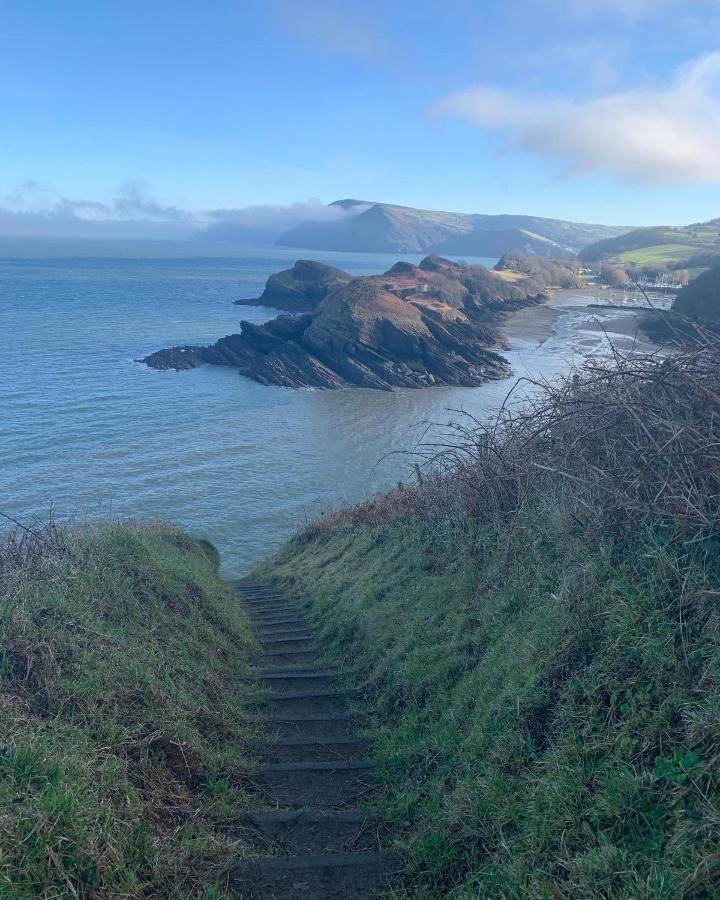 Ocean Backpackers Self-Catering Hostel Ilfracombe Exterior foto